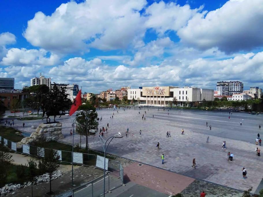 City Centre Big Art'Partment Heart Of The Capital Tirana Kültér fotó